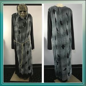 NWT Shredded Nightmare complete large costume set